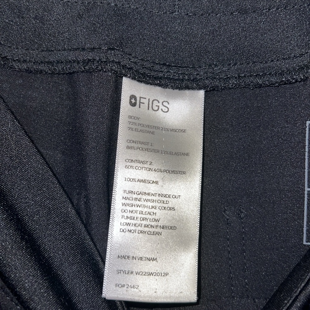 FIGS Black scrub pants - Picture 3 of 8